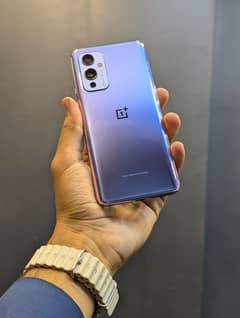 OnePlus 9