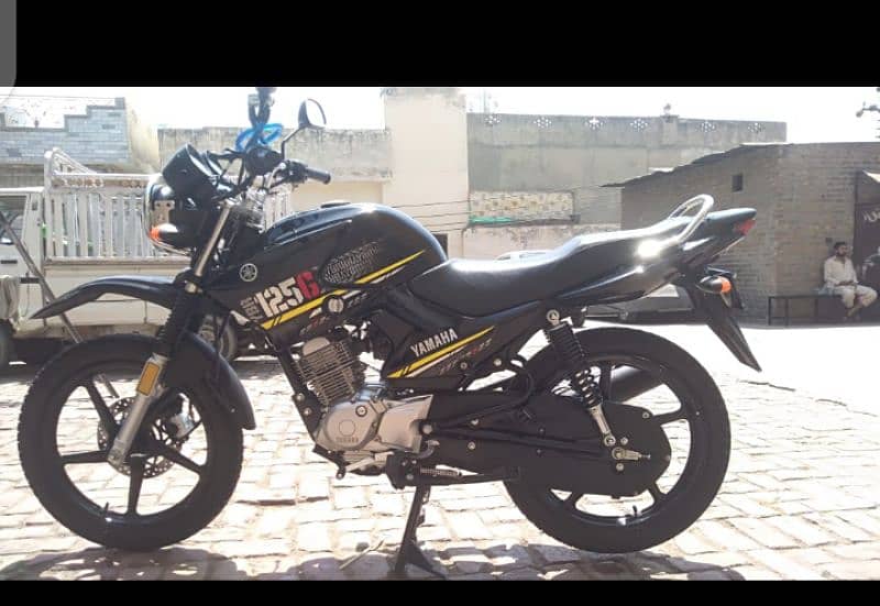 YBR 125 5