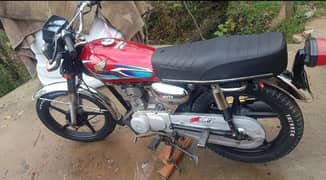 honda 125cc 17 model hai double saman hai