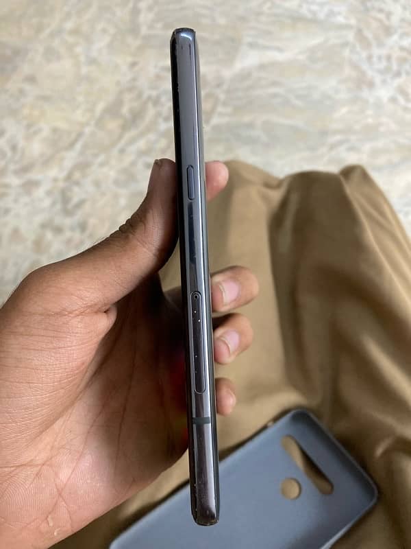 LG g8 ThinQ PTA approved urgent for sell 4