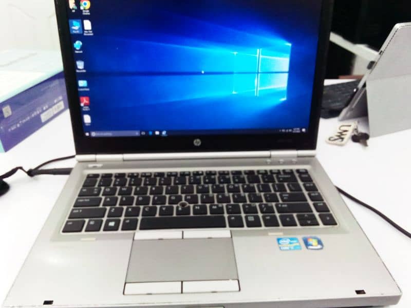 Laptop HP Elitebook 8460p 3