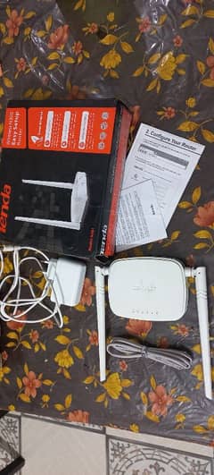 Tenda WiFi device