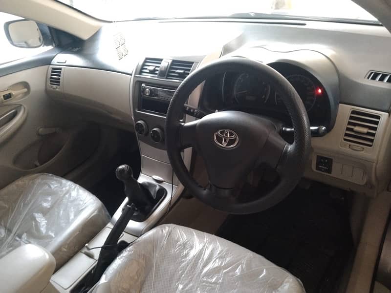 Toyota Corolla XLI 2013 10