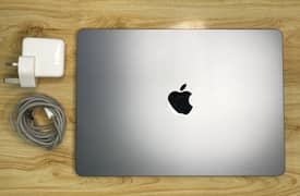 Macbook Air M2 | 512GB SSD | 100% Battey health | Box Opened