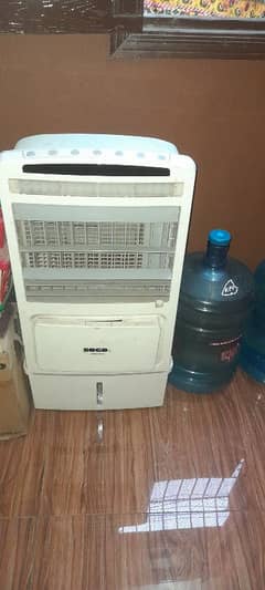 Good condition room cooler