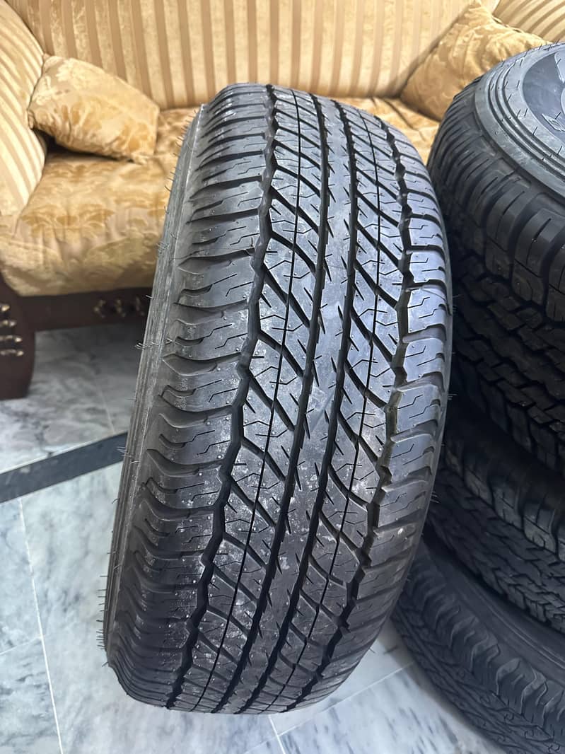 Prado Tyres 265/65/R17 Dunlop 0