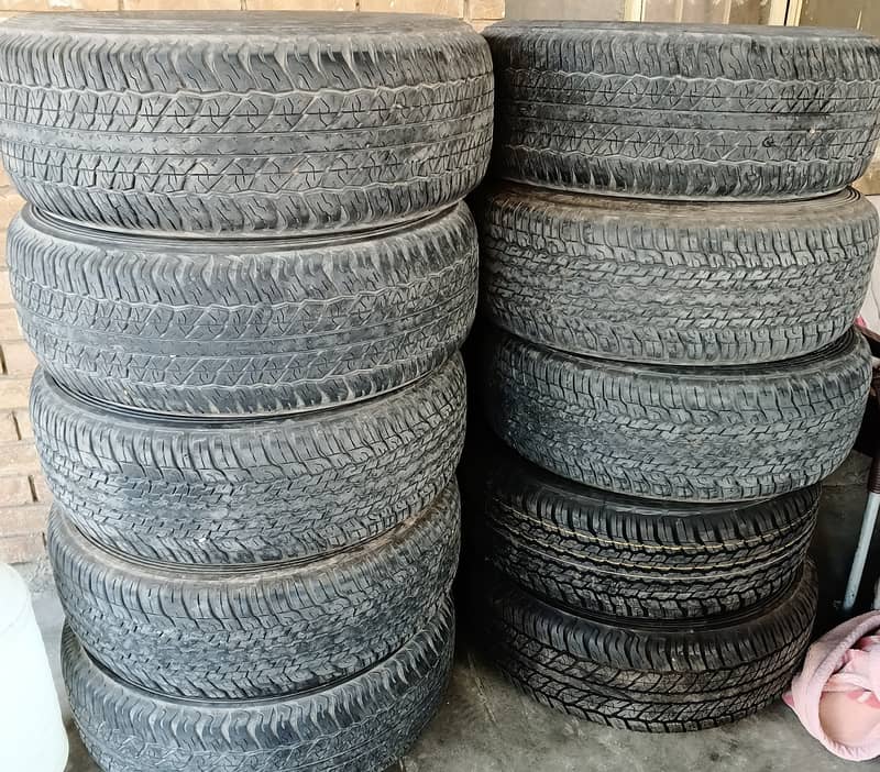 Prado Tyres 265/65/R17 Dunlop 12