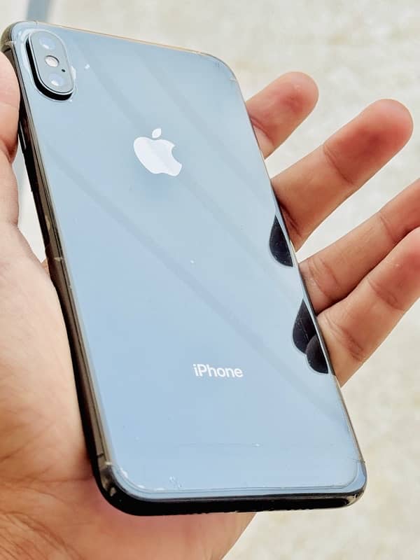 iphone xs max 2