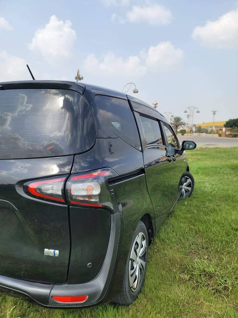 Toyota Sienta 2018/2024 6