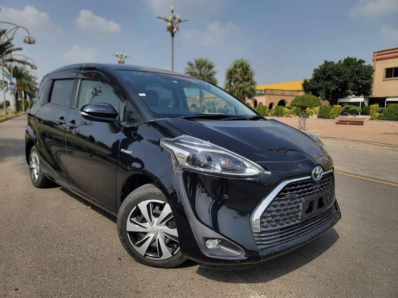 Toyota Sienta 2018/2024 8