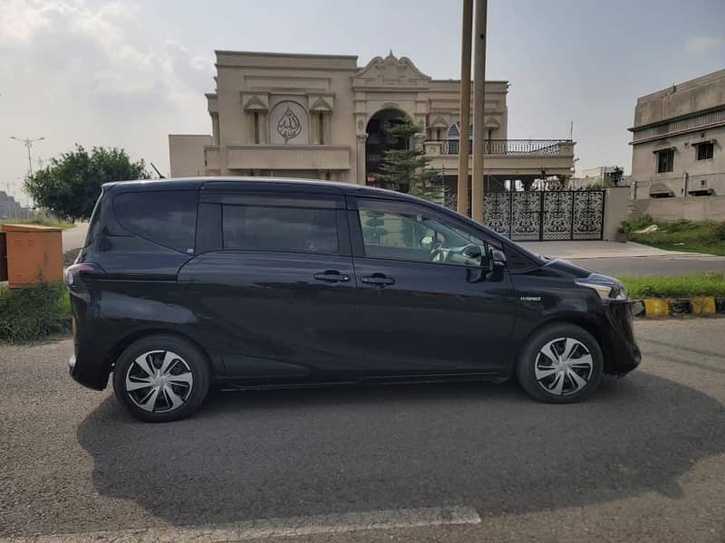 Toyota Sienta 2018/2024 10