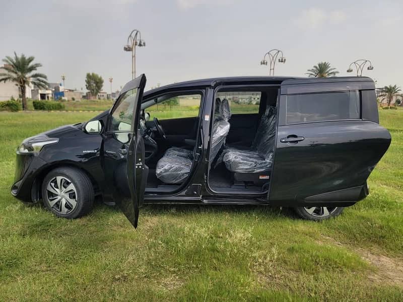 Toyota Sienta 2018/2024 12