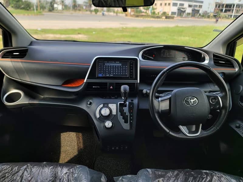 Toyota Sienta 2018/2024 14