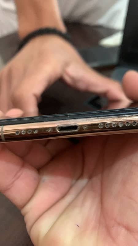 Iphone Xs Max 64Gb Non PTA 4