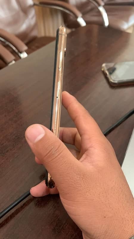 Iphone Xs Max 64Gb Non PTA 6