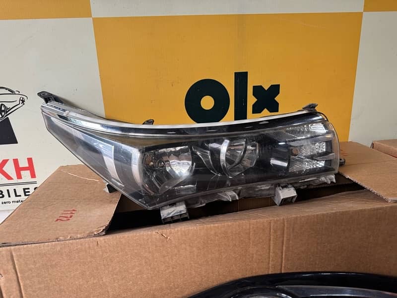 2016 corolla grande head lights 5