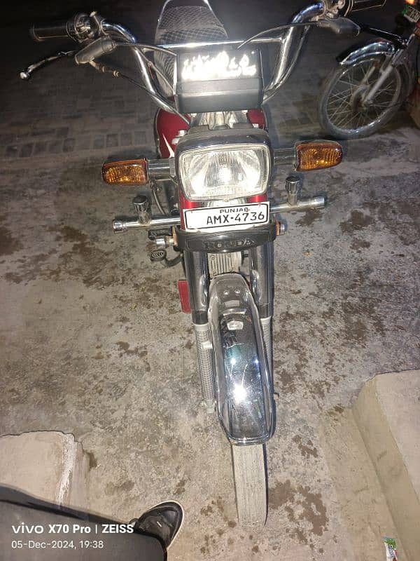 Honda CD70cc 4