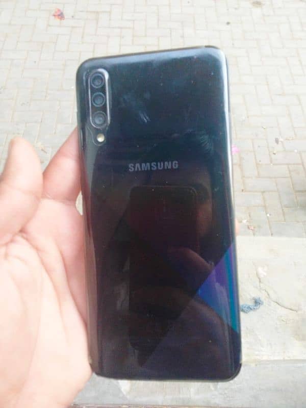 samsung A30s 6+128 1