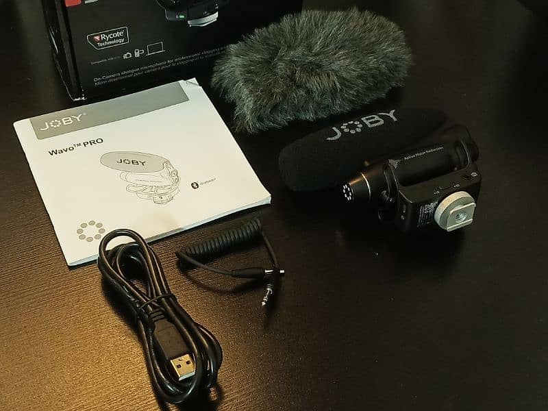 JOBY Wavo pro (Mic for DSLR,Mirrorless camera) 1