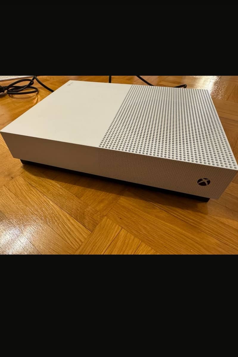 Xbox One s Digital Edition 1