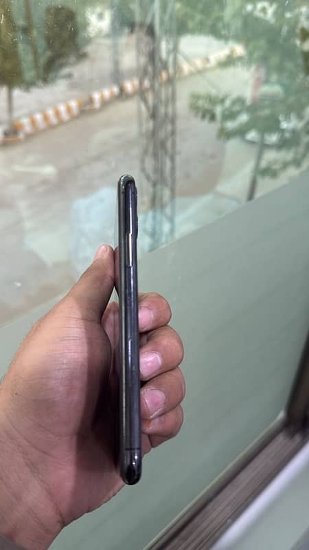 Iphone 11 Pro 256 GB Original PTA Dual Sim 2