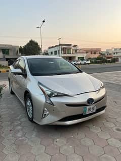 Toyota Prius 2016 betr aqua note Fareed grande civic vezel