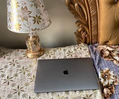 MacBook Pro | 512Gb | Lush Condition| LLA |with 4GB Graphics Card