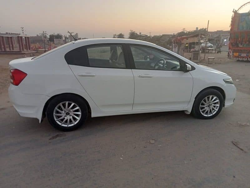 Honda City IVTEC 2016 17