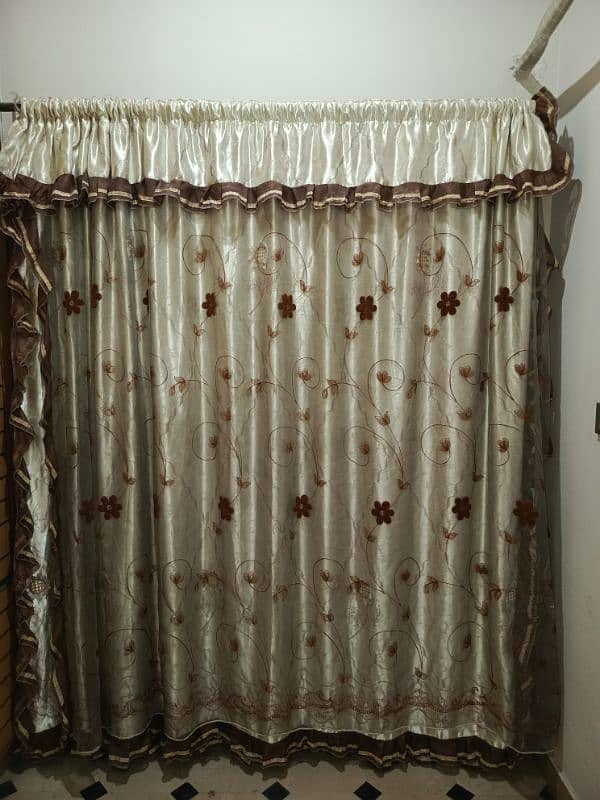 2 curtains 3