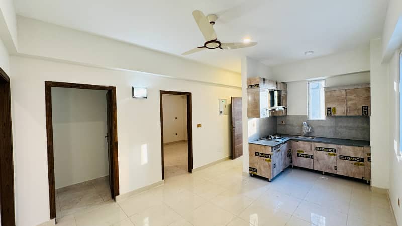 Beautiful 3 Bed 3 Wash Room Brand New Apartment Avalible For Sale In Overseas Block 8