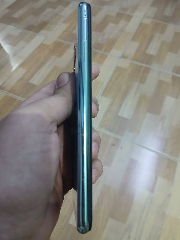 Vivo y 17 64 gb 1