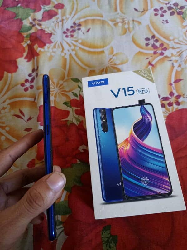 vivo v15 pro ram 6gb rom 128gb with box 2