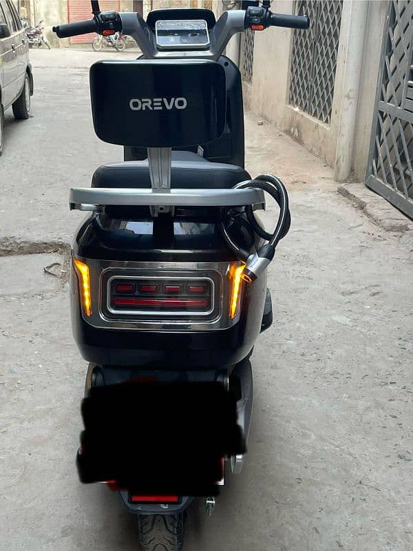 Orevo legend G5 contact 03336029444 electric scooty 1