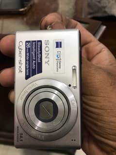 sony cybershot 14.1 megapixel