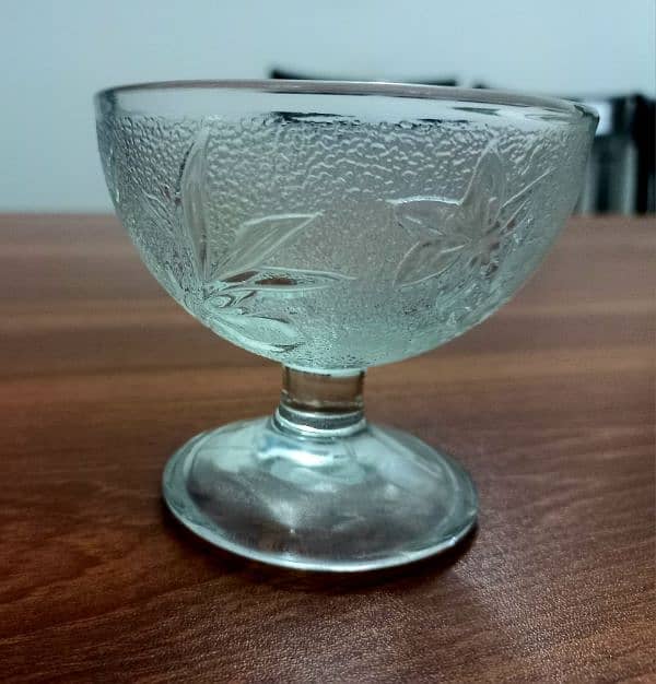 Sweet Dish and Ice Cream Crystal Bowls from UK 6