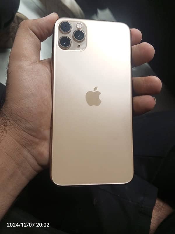 iphone 11 pro mx 4