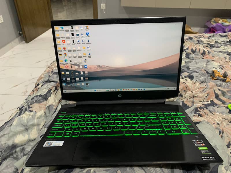 HP Gaming Laptop Condition 9.5/10 exchange possible with iphone 0