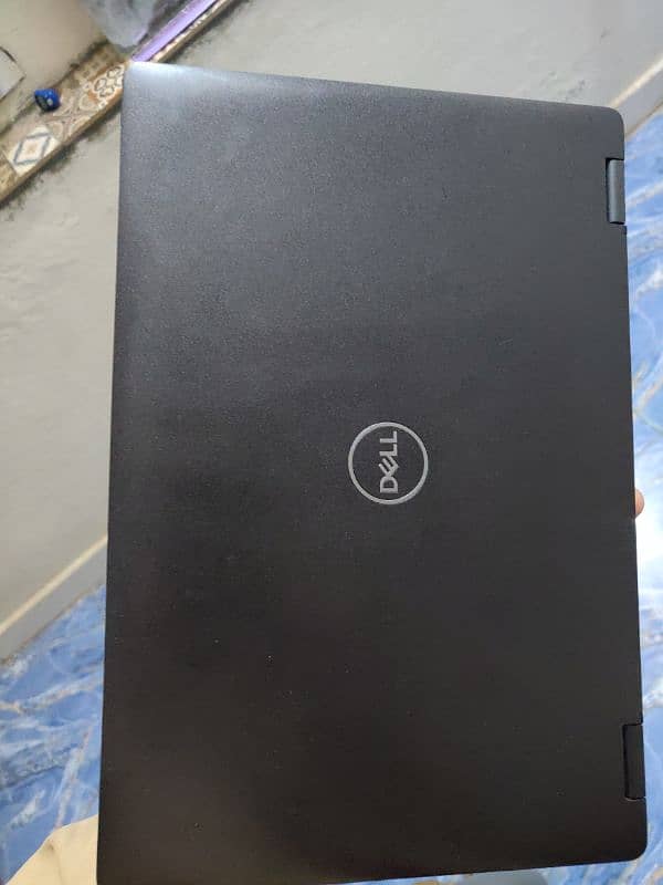 Dell latitude 5300 2 in 1 touch 3