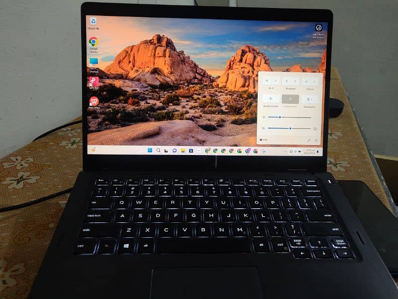 Dell latitude 5300 2 in 1 touch 8