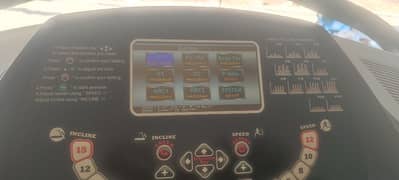 TREADMILL MACHINE . 03321142020