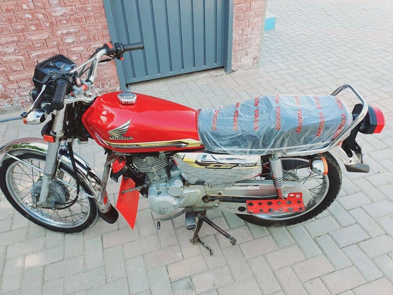 Honda 125 Special Edition Price 1,80,000 4