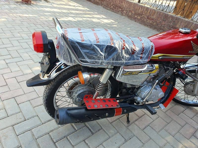 Honda 125 Special Edition Price 1,80,000 11