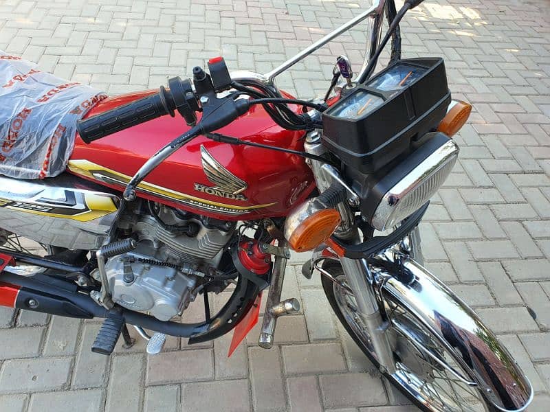 Honda 125 Special Edition Price 1,80,000 13