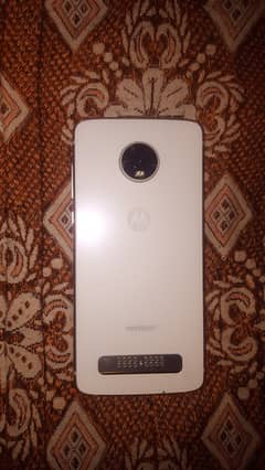 Moto Z4 4/128 GB