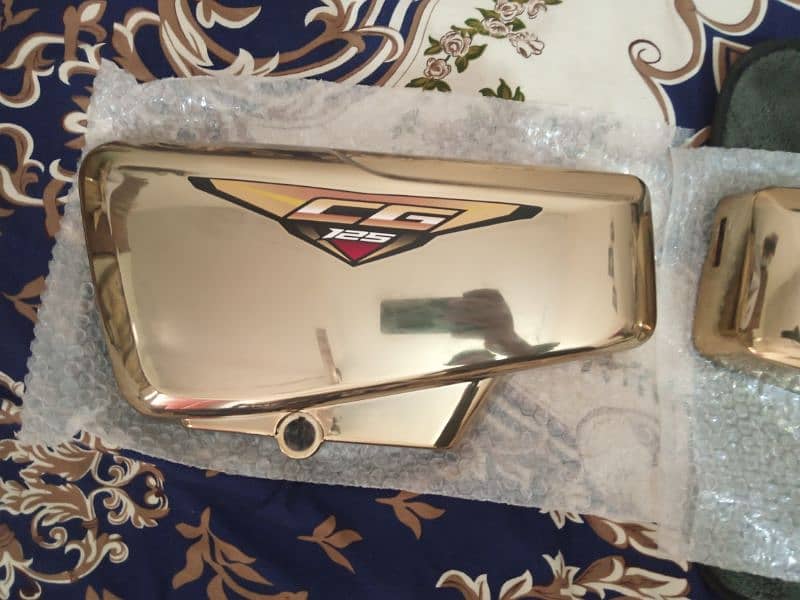 honda 125 gold original side covers 1