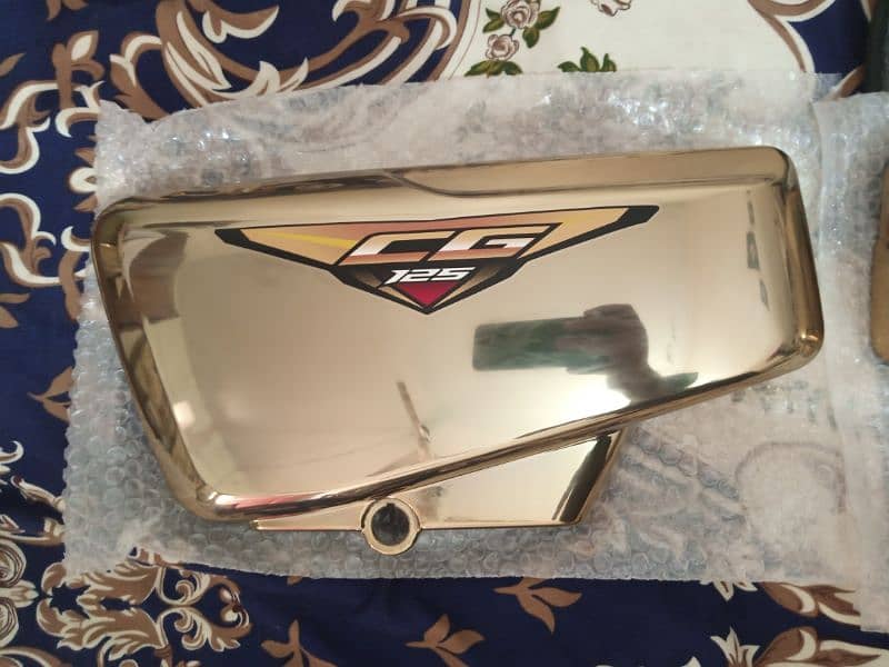 honda 125 gold original side covers 2