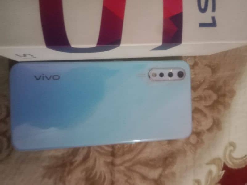 vivo s1 4