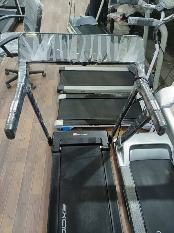 treadmill 0304,4,8,2,6,7,7,1 / Running Machine / Eletctric treadmill 4