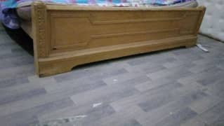 sheesham bed with carving