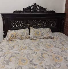 king size wooden bed set in good condition